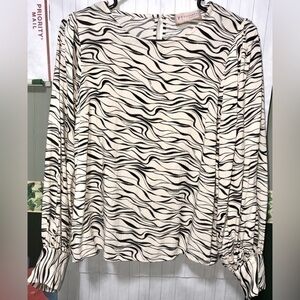🦜Philosophy Shirred wavy long sleeve blouse